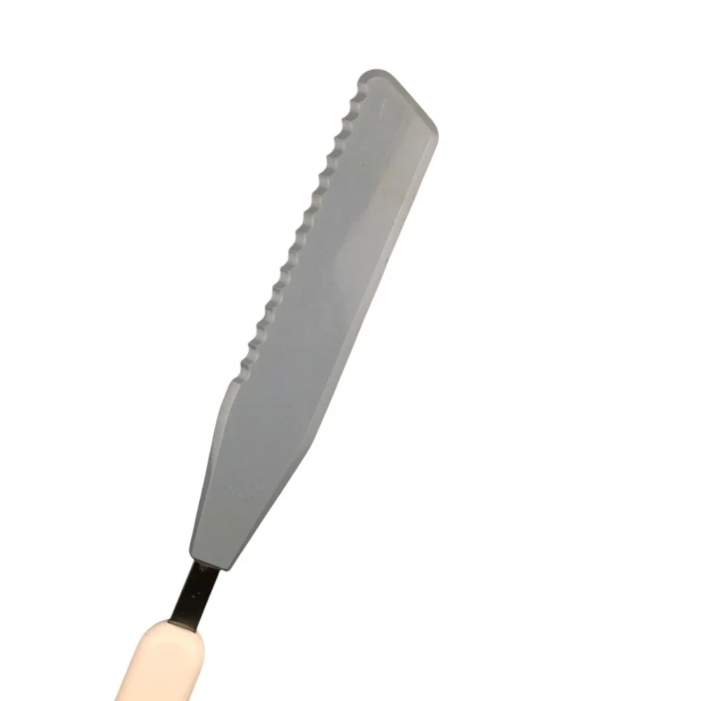 Bonny U.S.A. Serrated Edge Spreader Knife Pale Yellow Handle Kitchen Gadget A72Q